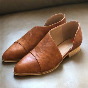 NEW CATHERINE MALANDRINO Brown Cutout Booties